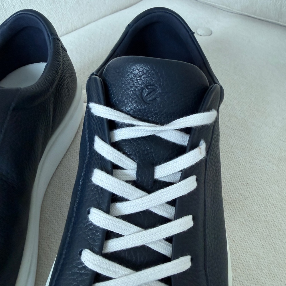 Ecco Men's Navy Leather Sneakers - Picture 2 of 9